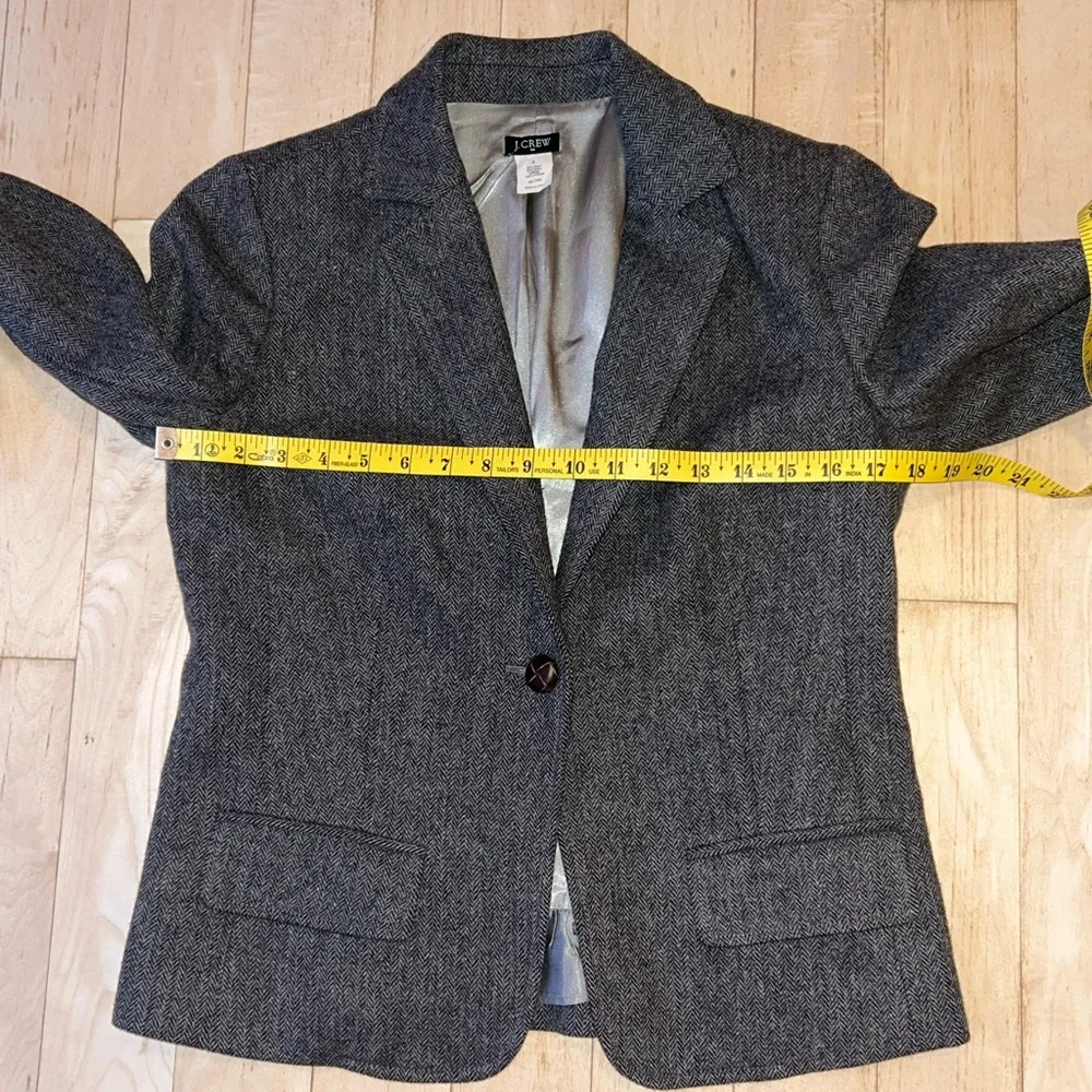 J. Crew Women's Schoolboy Wool Blend Gray Herringbone Blazer Size 6 Style 17398